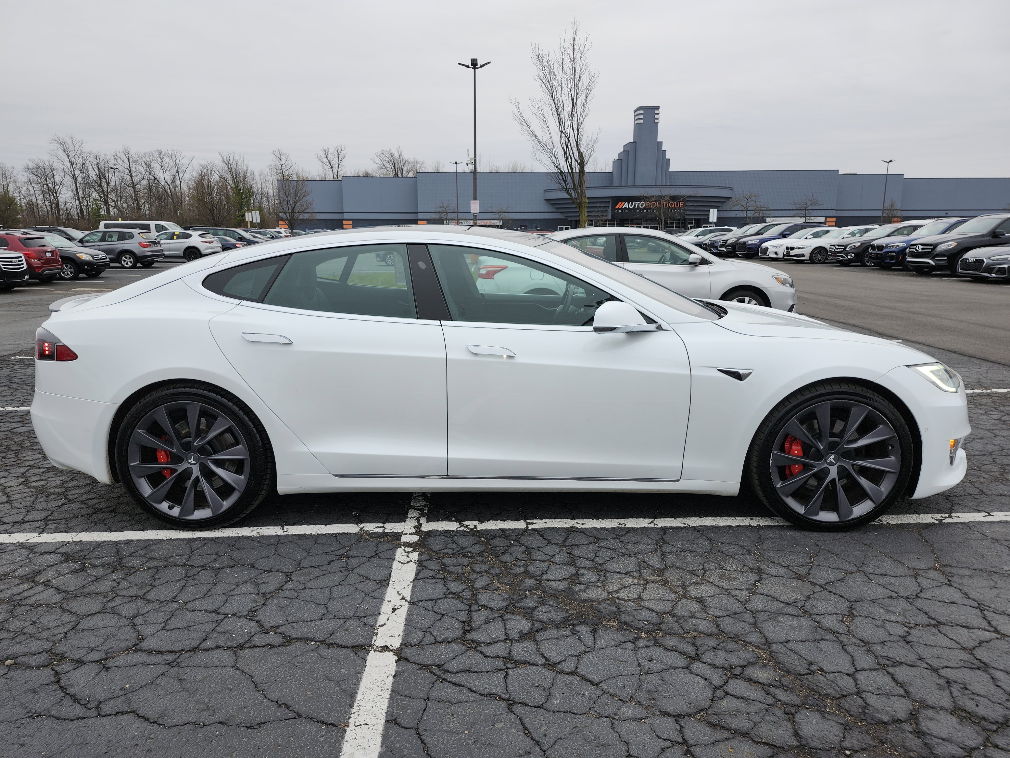Used 2019 Tesla Model S Performance AWD/4WD image 19