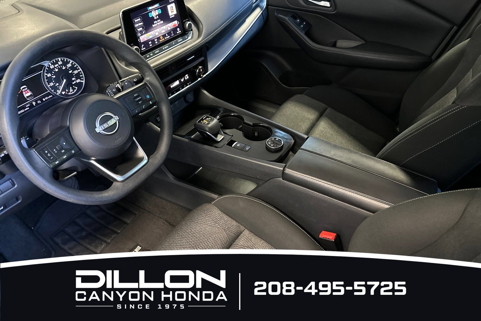 Used 2024 Nissan Rogue SV AWD/4WD image 4