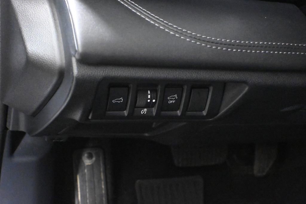 Used 2022 Subaru Outback Limited image 27