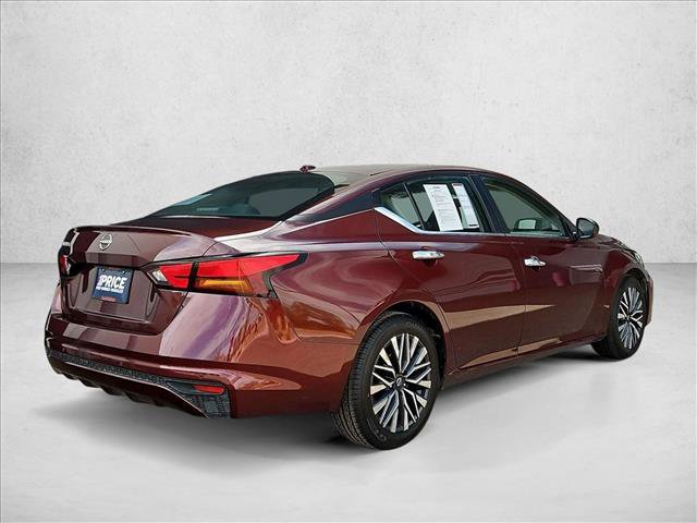 Used 2025 Nissan Altima 2.5 SV FWD image 5