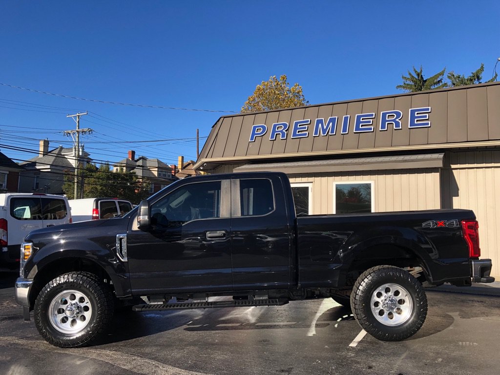 Used 2019 Ford F250 XL w/ Power Equipment Group AWD/4WD image 3
