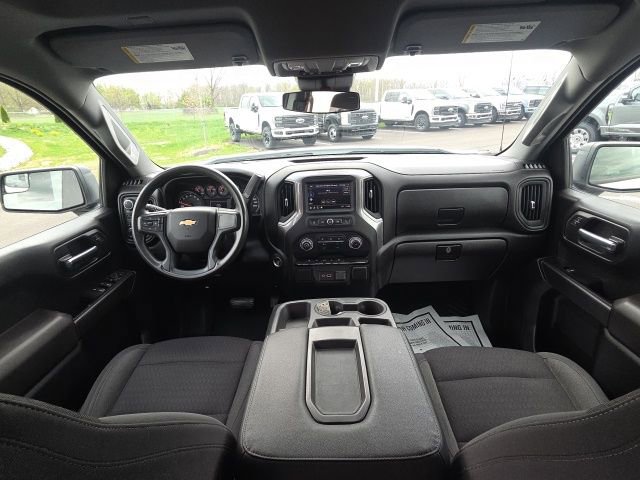 Used 2022 Chevrolet Silverado 1500 Custom AWD/4WD image 16