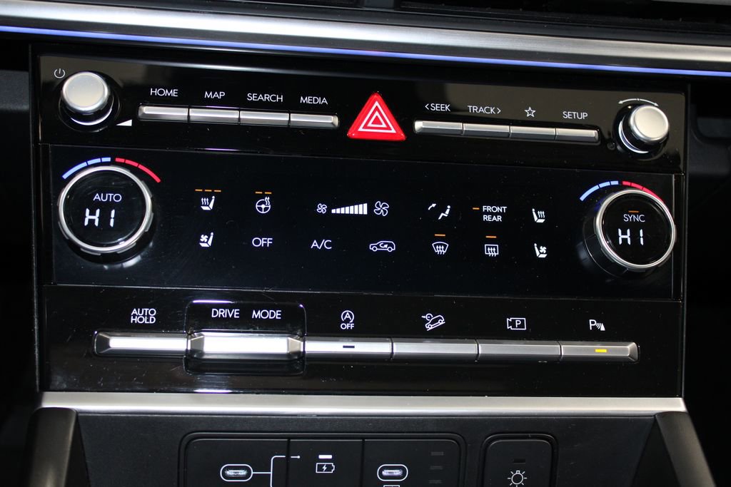 Used 2024 Hyundai Santa Fe Limited FWD image 47