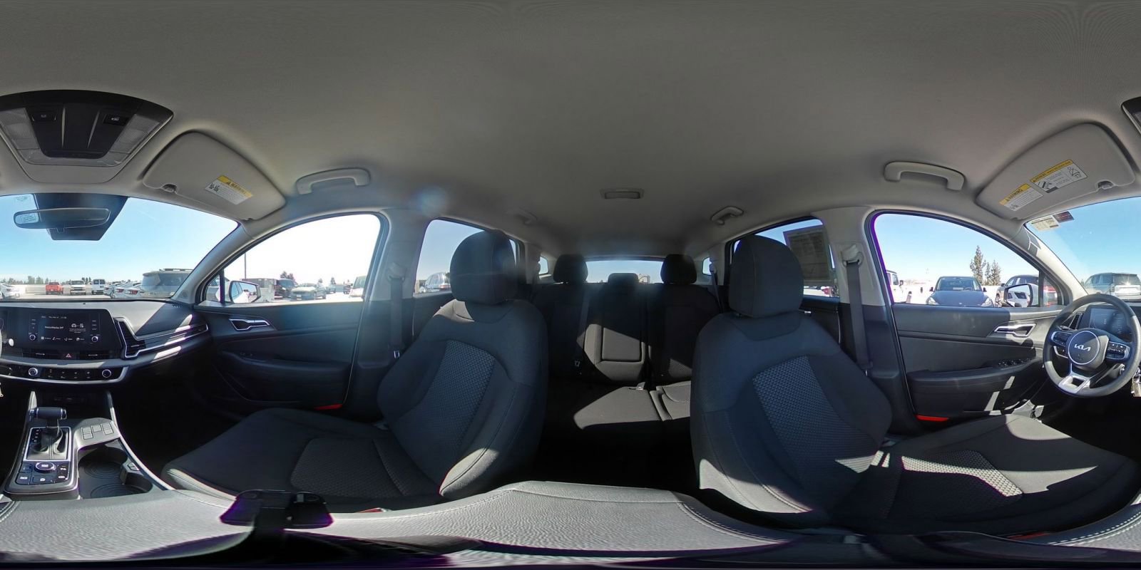 Used 2025 Kia Sportage LX image 41