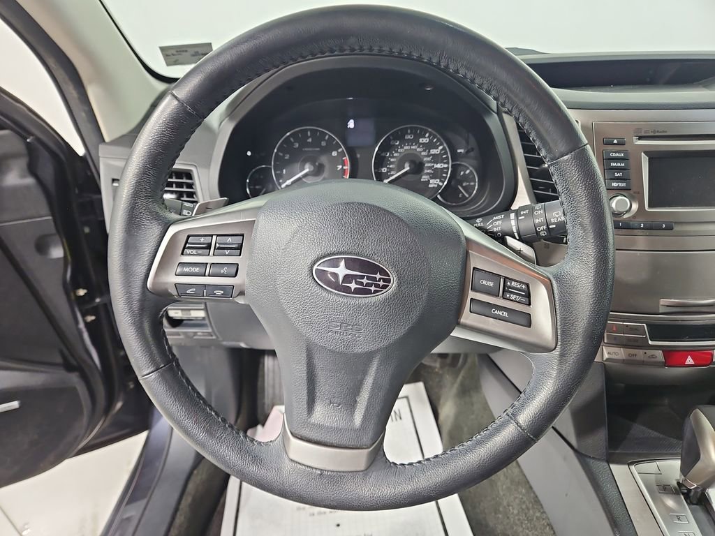 Used 2012 Subaru Outback 3.6R Limited w/ Moonroof Pkg image 15