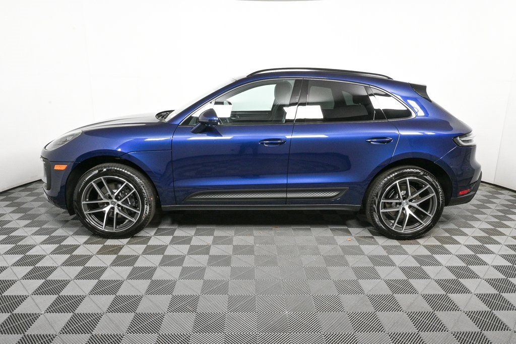 New 2025 Porsche Macan video 2