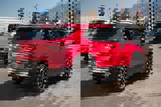 Used 2026 Chevrolet TrailBlazer LT w/ Driver Confidence Package image 5