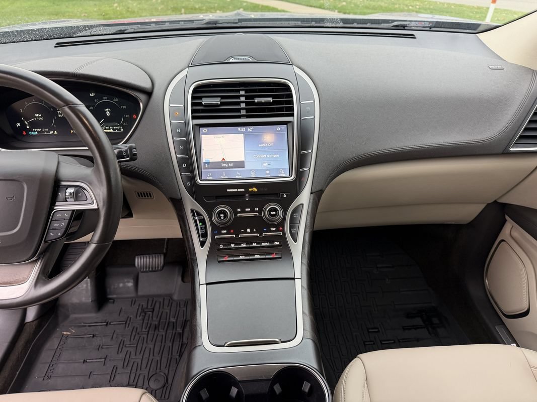 Used 2019 Lincoln Nautilus Select AWD/4WD image 22