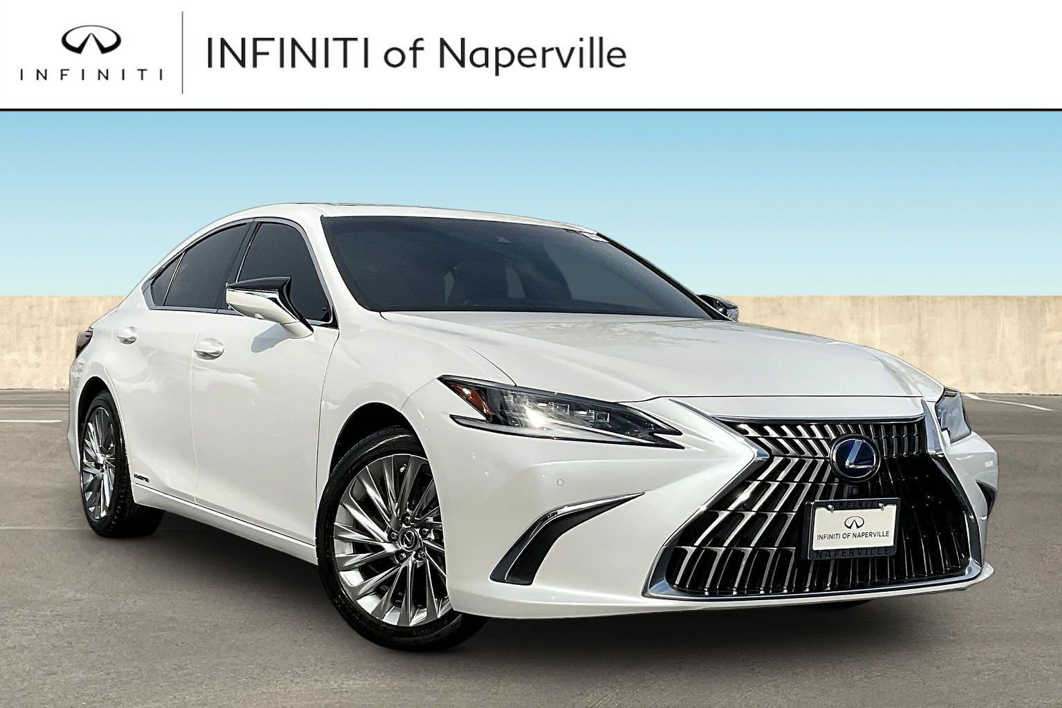 Used 2022 Lexus ES 300h w/ Accessory Package FWD image 1