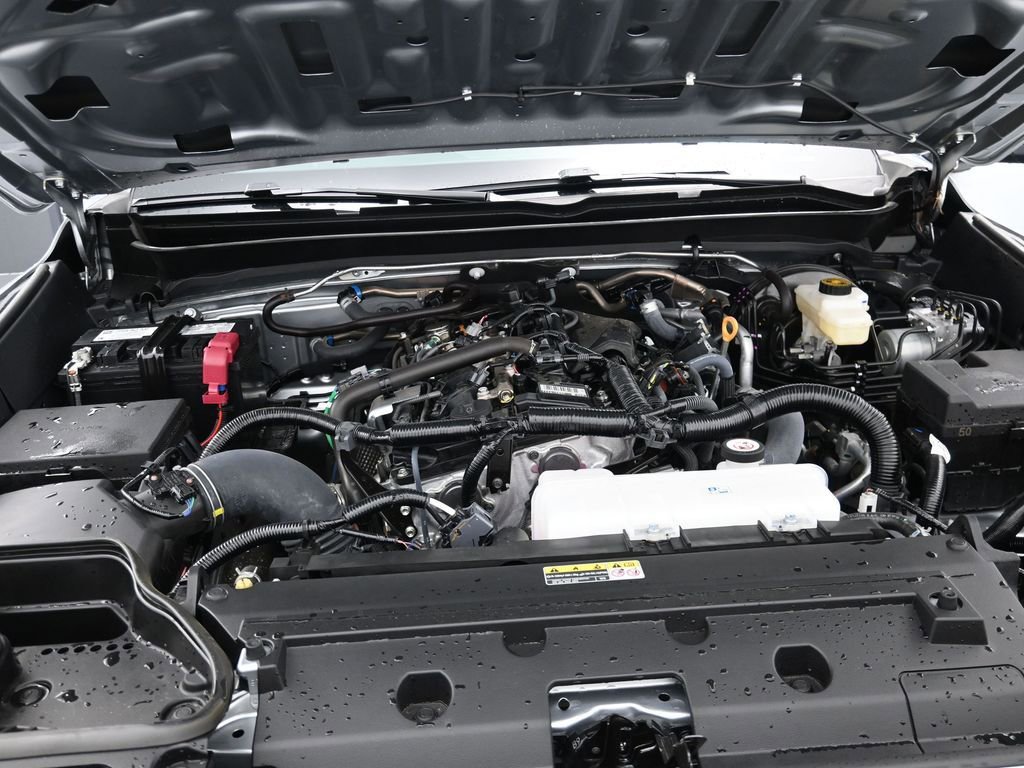 Used 2025 Toyota Tacoma SR5 AWD/4WD image 13
