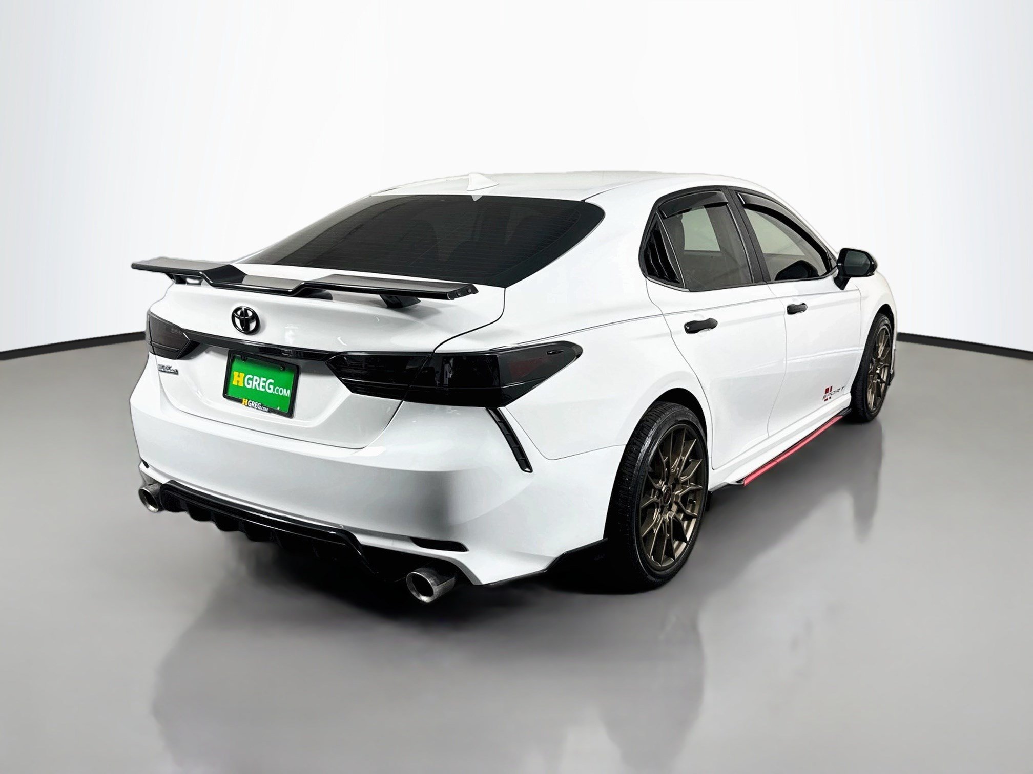 Used 2020 Toyota Camry SE w/ Convenience Package FWD image 10