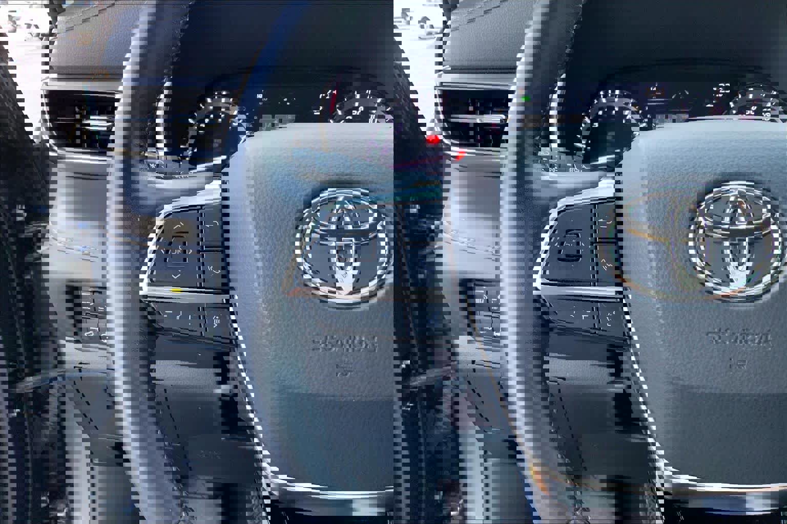 Used 2020 Toyota Highlander Limited AWD/4WD image 23