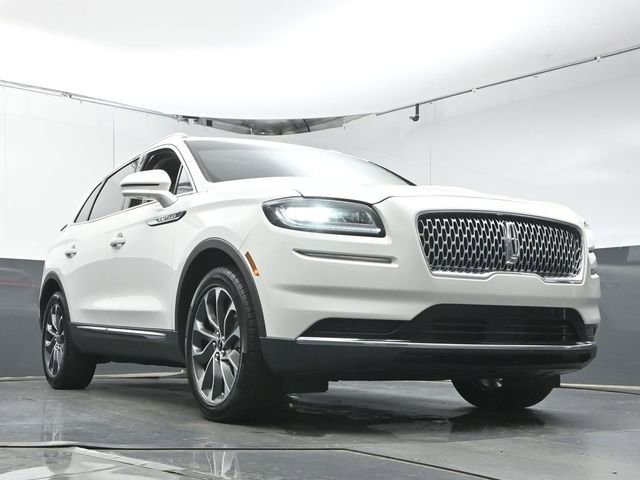 Used 2023 Lincoln Nautilus Reserve w/ Luxury Package image 35