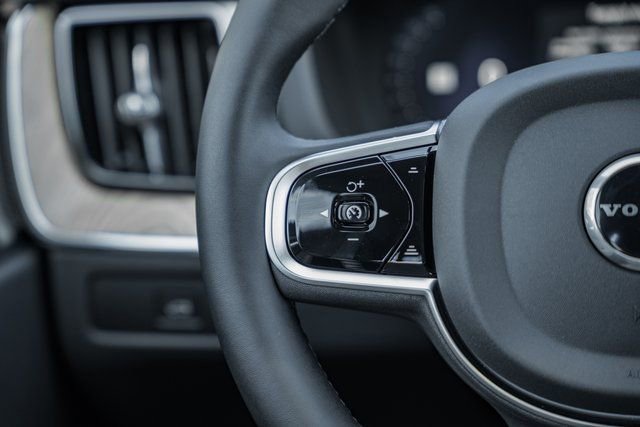 New 2026 Volvo XC60 B5 Plus w/ Protection Package Premier image 25