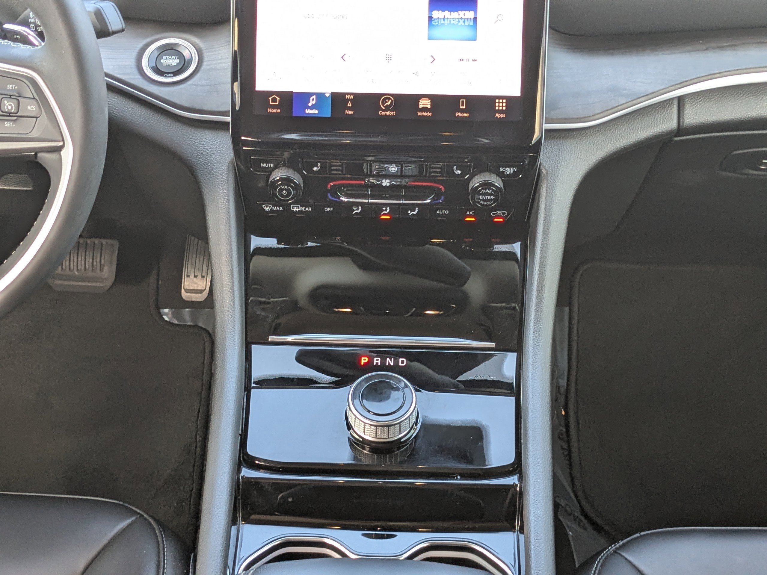 Used 2023 Jeep Grand Cherokee Limited RWD image 18