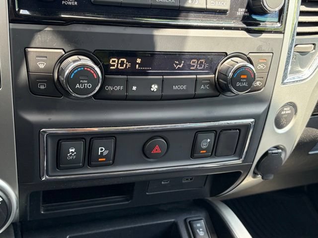 Used 2021 Nissan Titan SV w/ SV Convenience Package AWD/4WD image 23