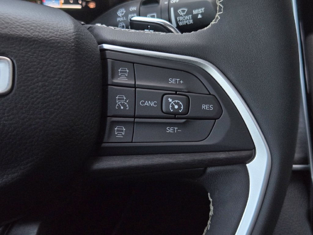 Used 2024 Jeep Grand Cherokee Limited 4xe AWD/4WD image 26