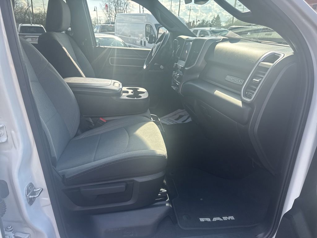 Used 2023 RAM 3500 Big Horn w/ Level 1 Equipment Group AWD/4WD image 33