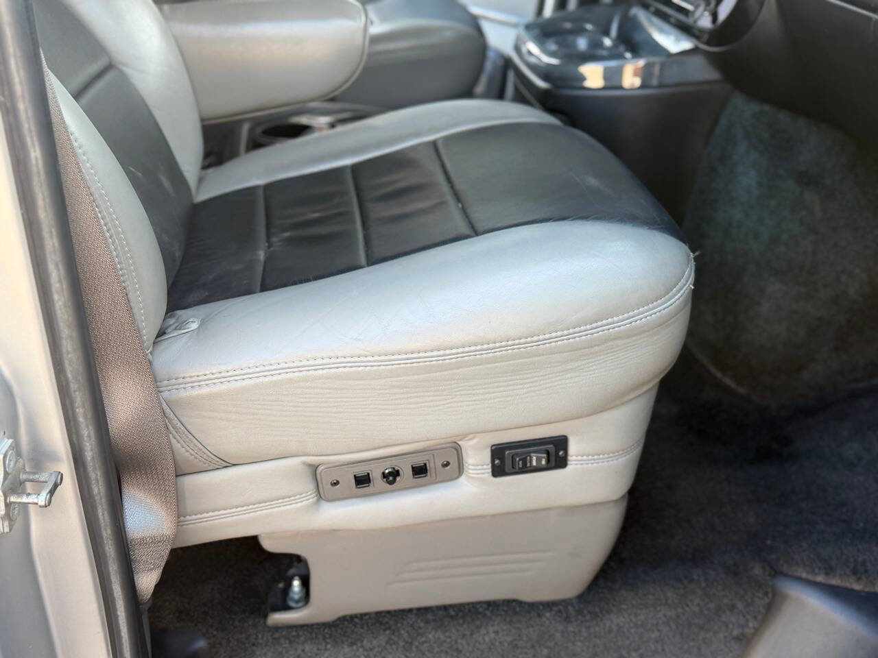 Used 2013 GMC Savana 1500 image 55
