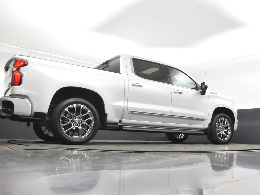 New 2025 Chevrolet Silverado 1500 High Country AWD/4WD image 46