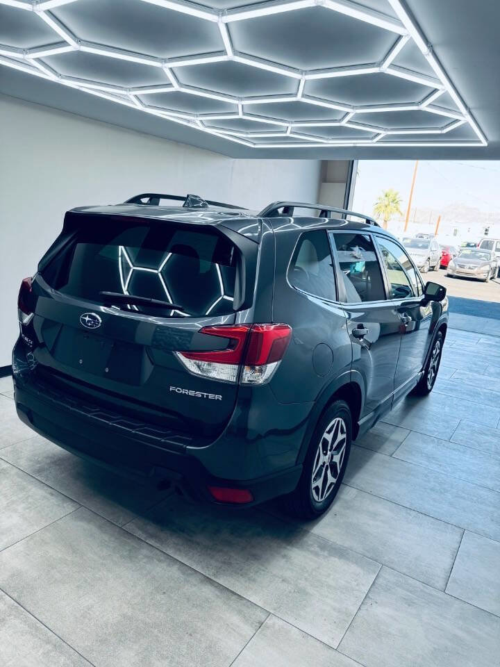 Used 2022 Subaru Forester Premium w/ Popular Package #1 image 4