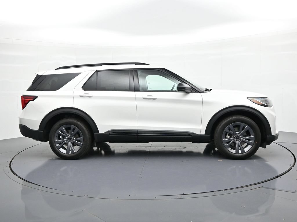 New 2026 Ford Explorer Active w/ Active Comfort Package AWD/4WD image 5