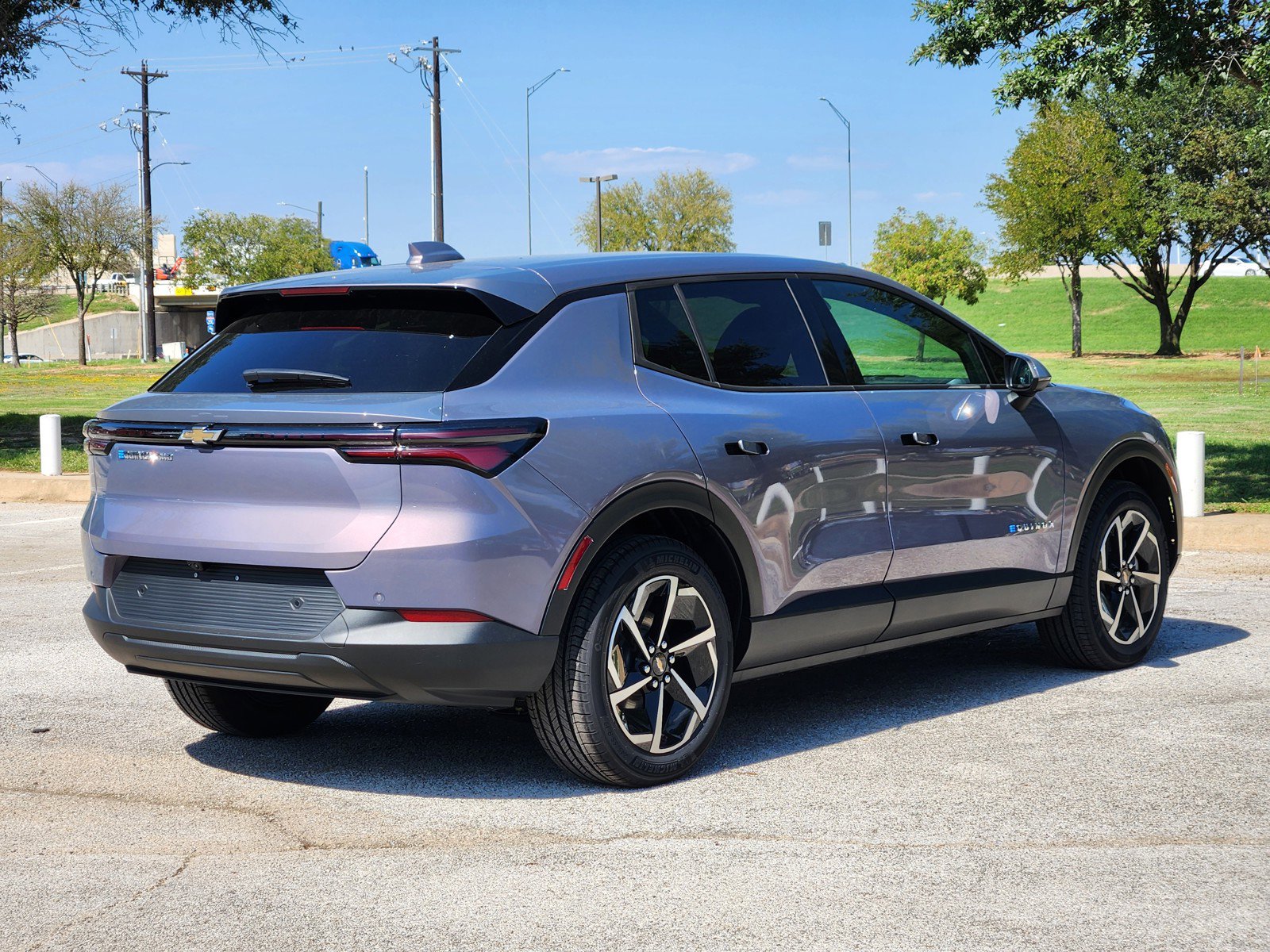 New 2026 Chevrolet Equinox EV LT w/ Comfort Package image 4
