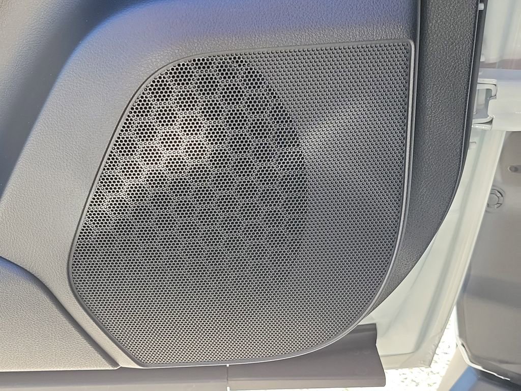 New 2026 Nissan Armada SV image 20