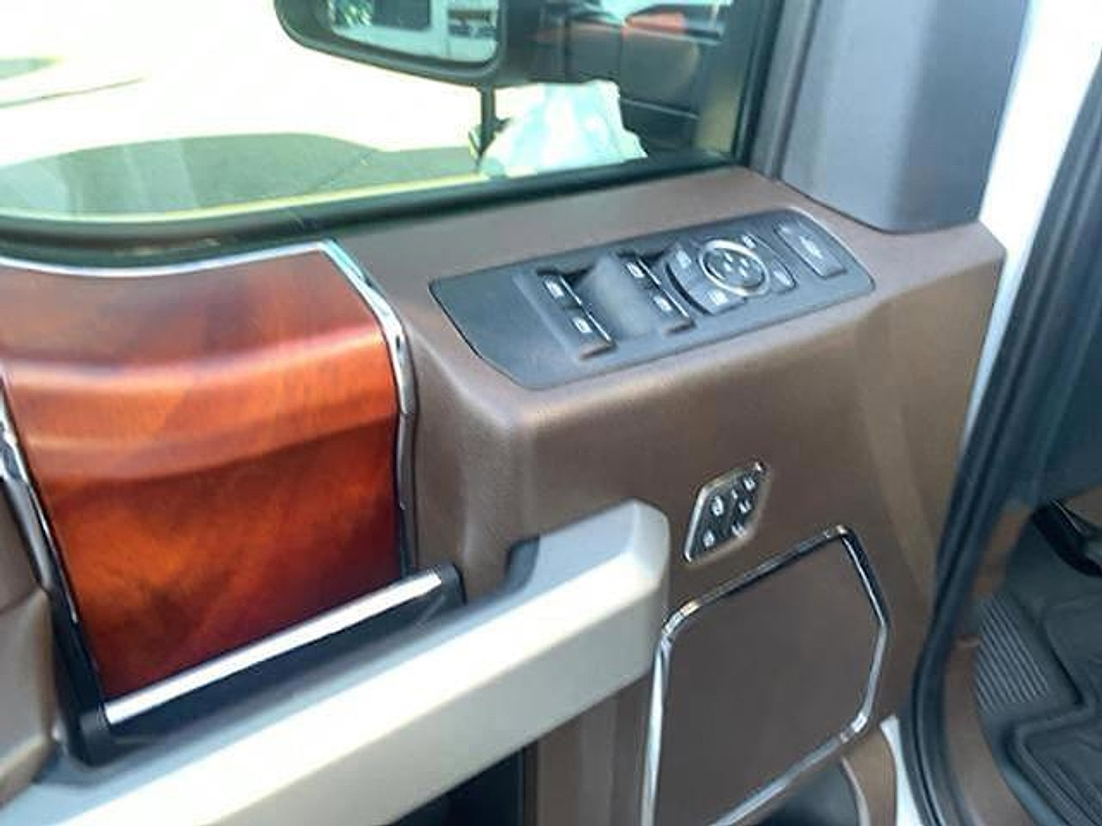 Used 2022 Ford F450 King Ranch w/ Chrome Package AWD/4WD image 23