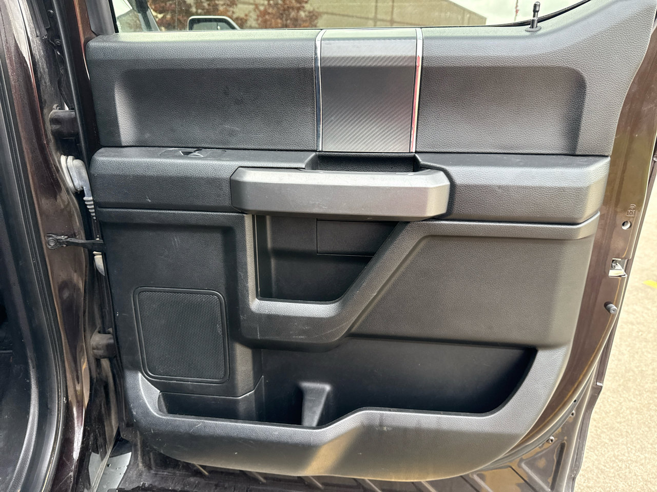 Used 2018 Ford F150 XLT w/ Equipment Group 302A Luxury image 23