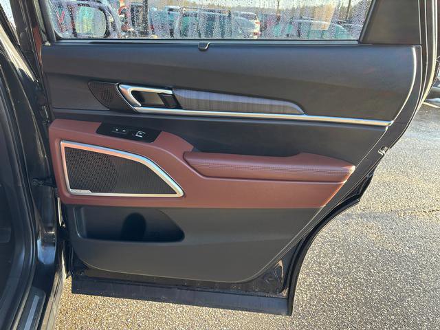 Used 2023 Kia Telluride SX Prestige image 15