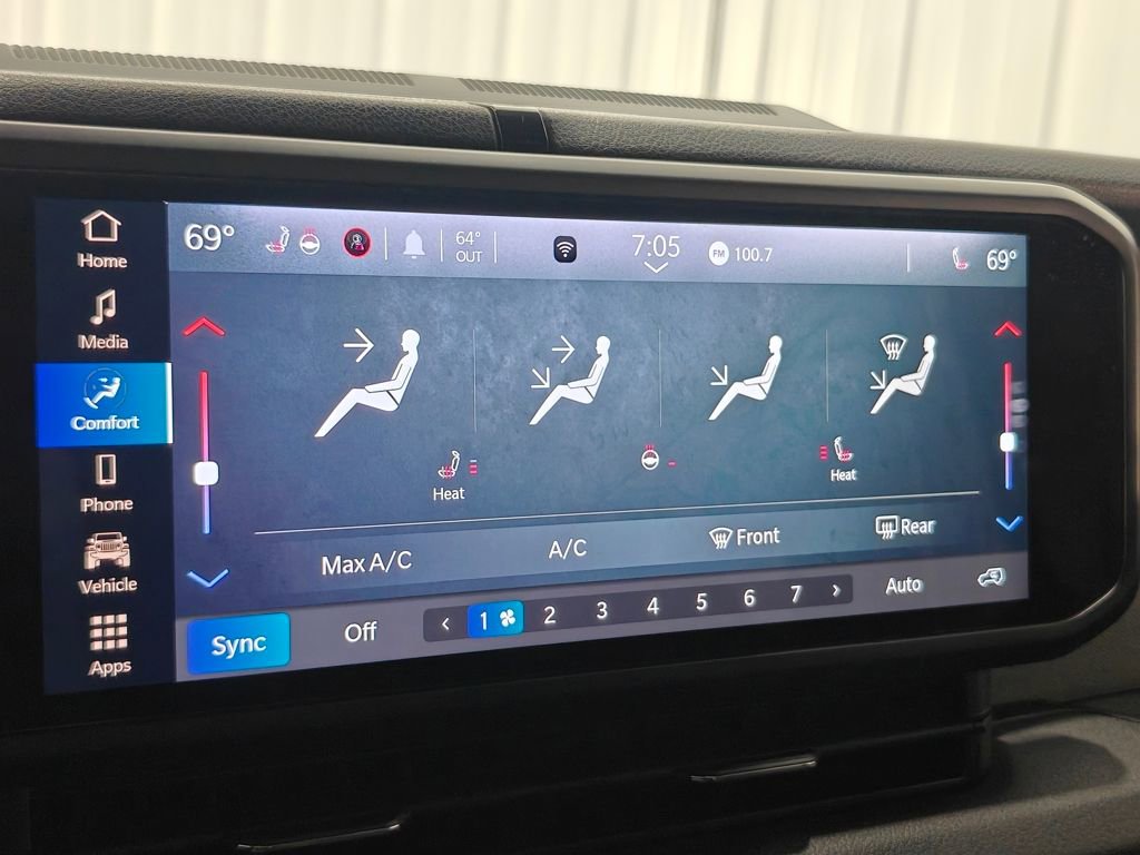 Used 2024 Jeep Wrangler Unlimited image 33