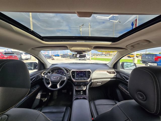 Used 2023 GMC Acadia Denali w/ Trailering Package AWD/4WD image 19