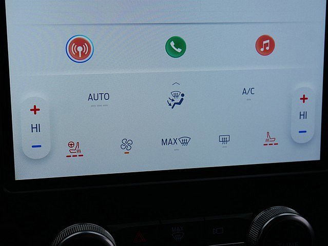 Used 2024 Ford Edge Titanium image 39