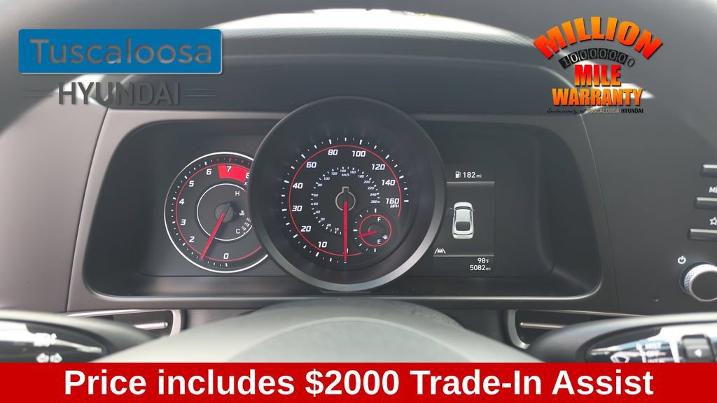 Used 2023 Hyundai Elantra SEL FWD image 15