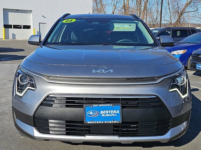 Used 2023 Kia Niro EX w/ EX Cold Weather Package image 2
