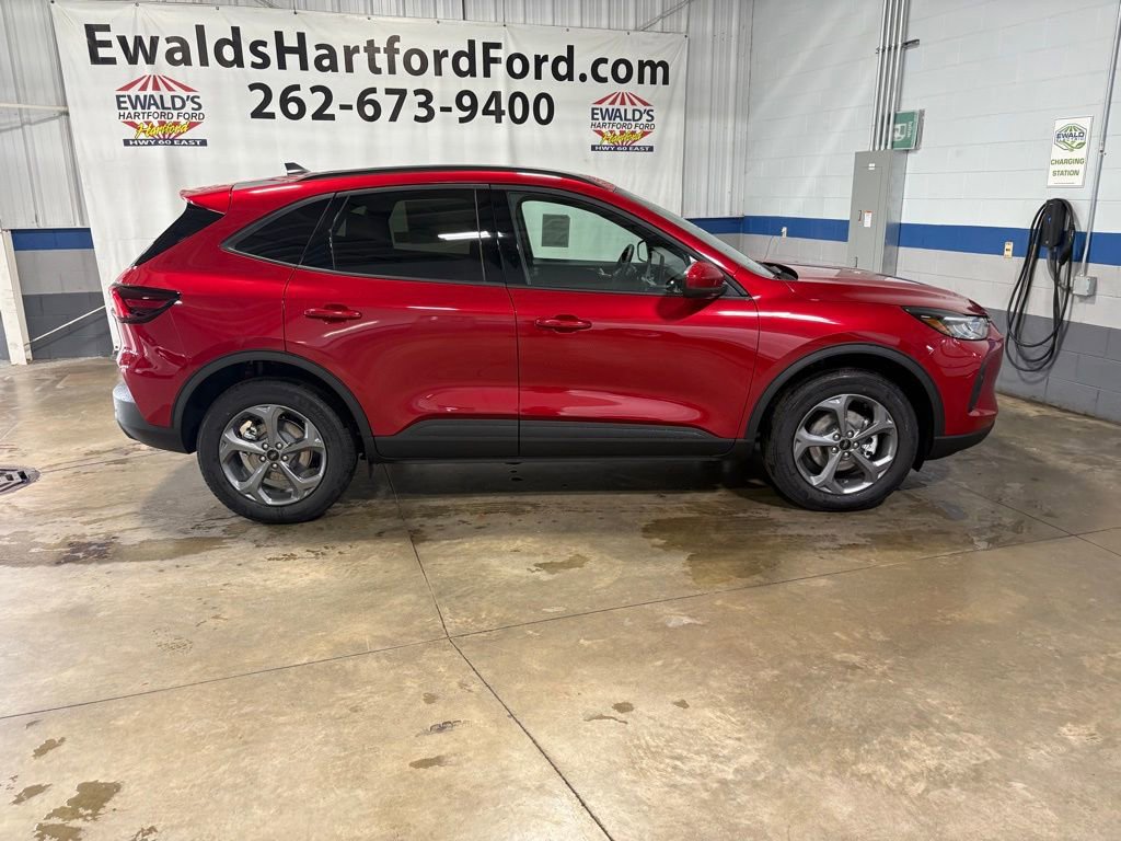 New 2026 Ford Escape ST-Line Select w/ Equipment Group 401A image 9