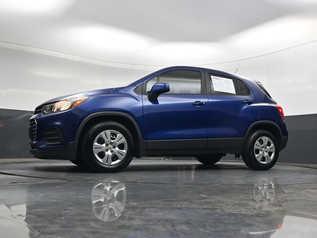 Used 2017 Chevrolet Trax LS FWD image 46