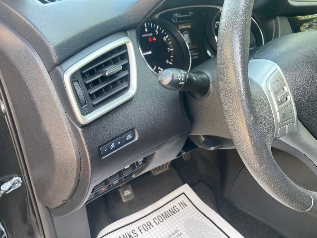 Used 2016 Nissan Rogue SL w/ SL Premium Package image 17