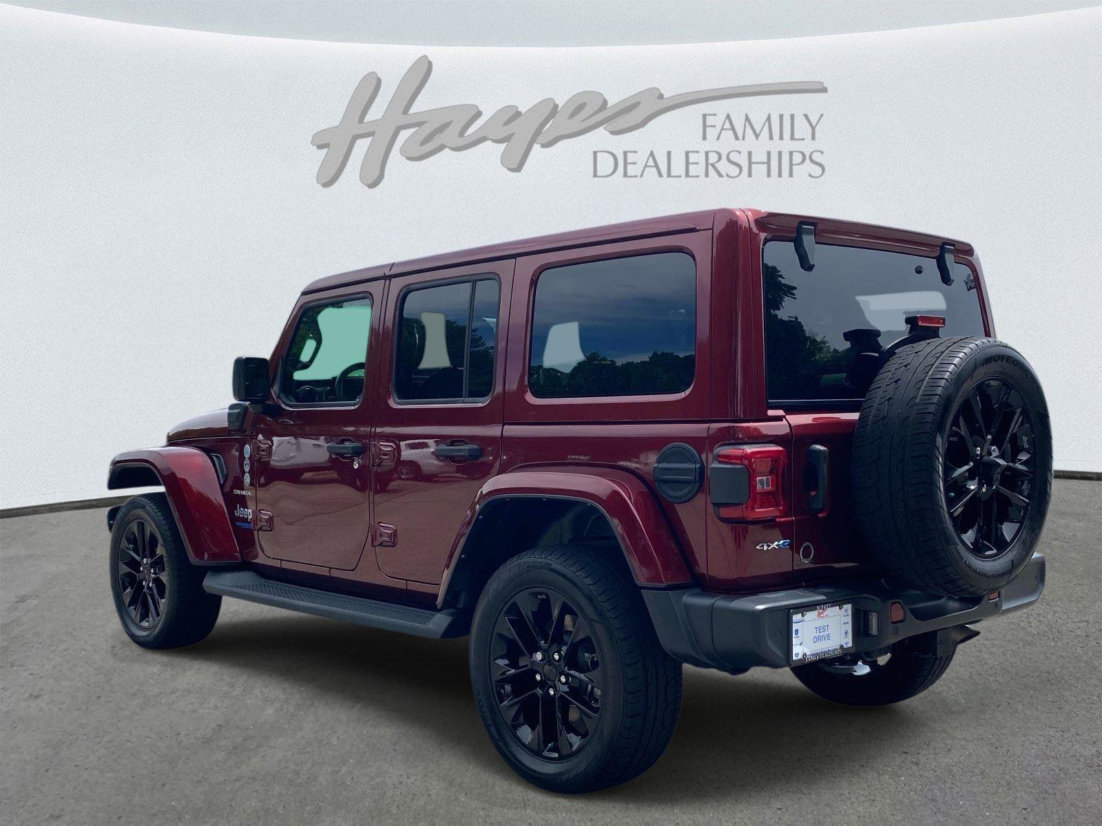 Used 2021 Jeep Wrangler Unlimited Sahara w/ Safety Group AWD/4WD image 7