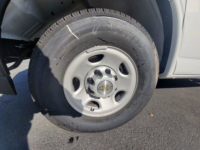 New 2025 Chevrolet Express 2500 w/ Driver Convenience Package RWD image 29