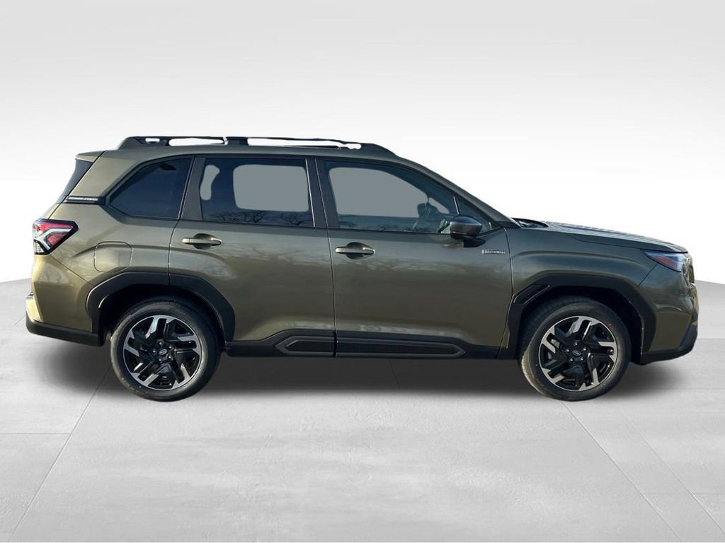 New 2025 Subaru Forester Limited image 4