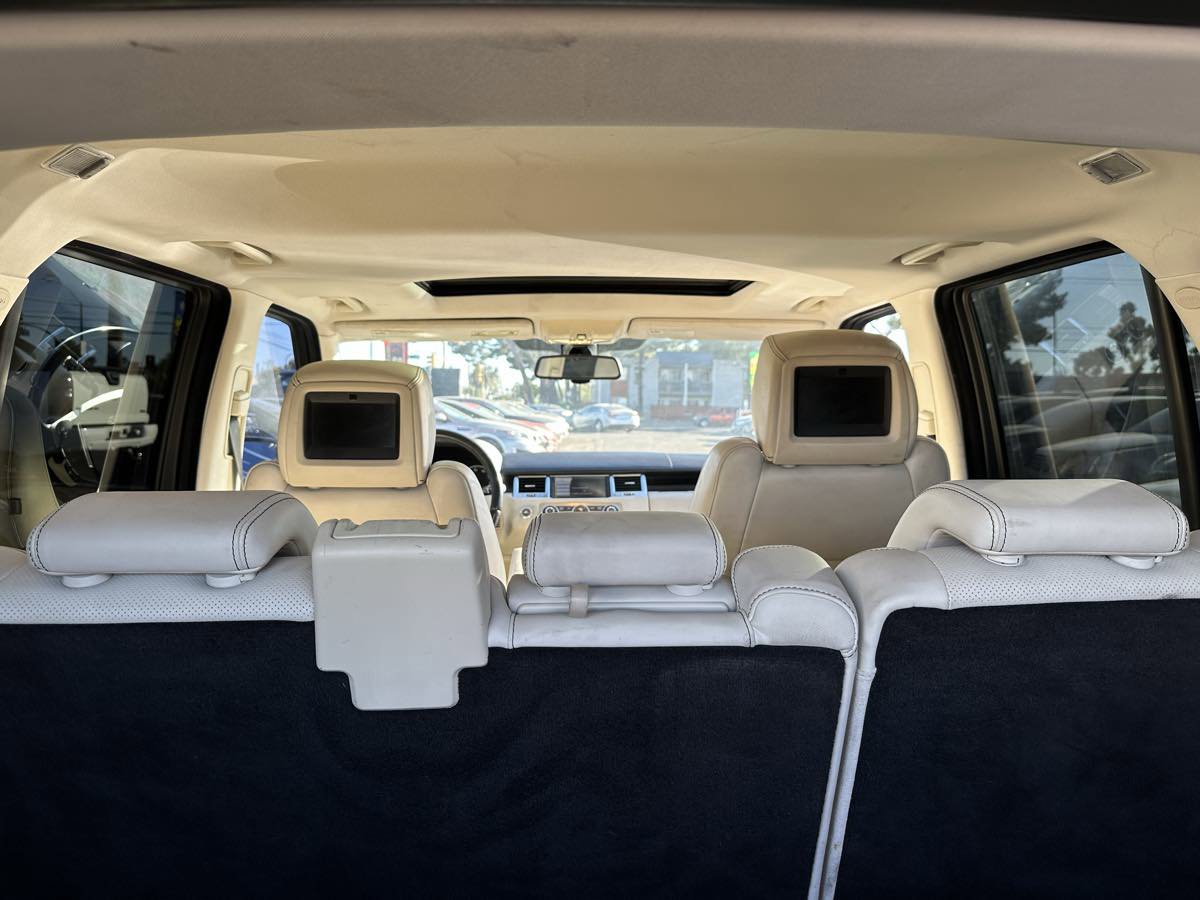 Used 2011 Land Rover Range Rover Sport Supercharged image 20