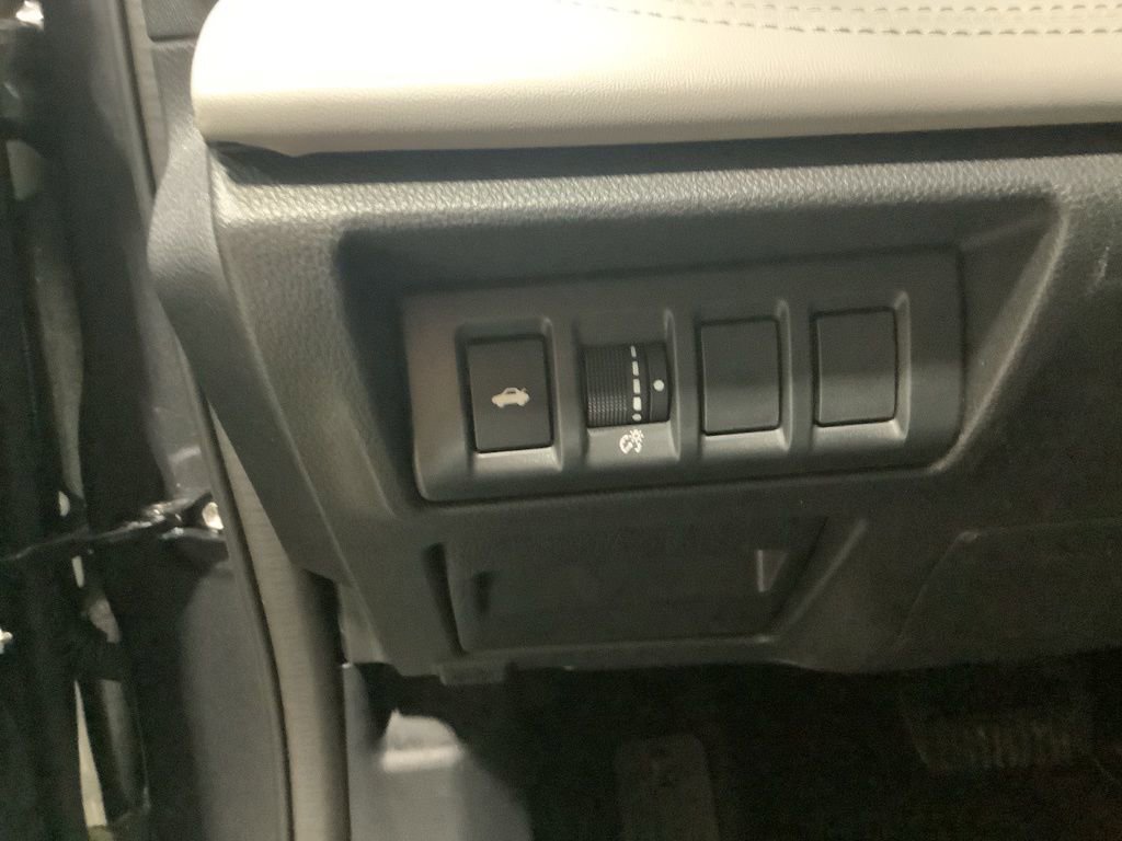 Certified 2025 Subaru Legacy Limited AWD/4WD image 25