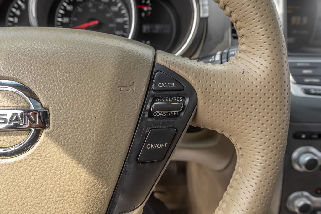 Used 2014 Nissan Murano SL FWD image 25
