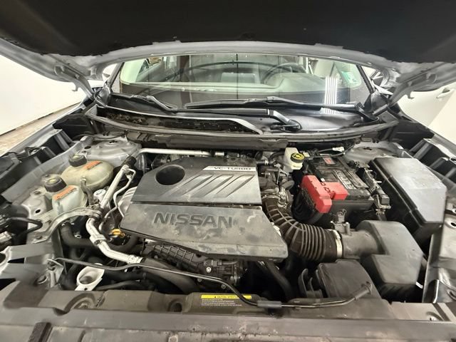 Used 2023 Nissan Rogue SV AWD/4WD image 13