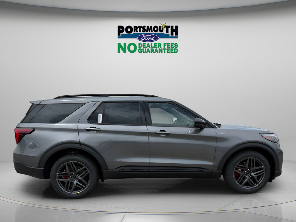 New 2026 Ford Explorer ST-Line w/ ST-Line Street Pack AWD/4WD image 6