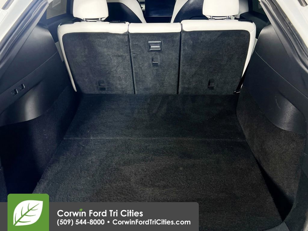 Used 2020 Tesla Model Y Long Range image 15