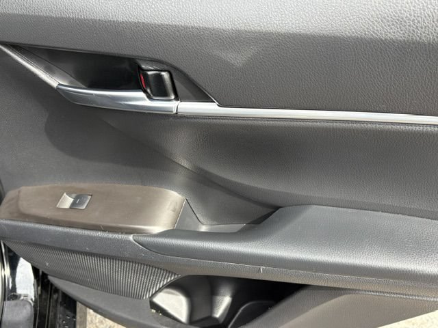 Used 2022 Toyota Camry LE FWD image 22