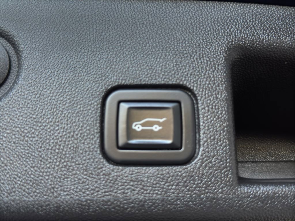 Used 2022 Chevrolet Equinox LT image 21